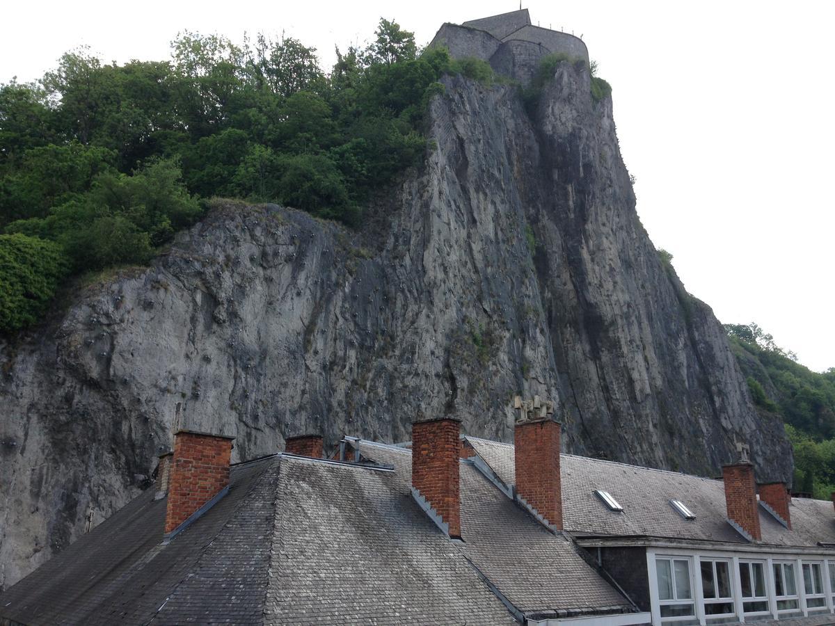 L'Inattendu "Sur La Croisette" Dinant Centre Dış mekan fotoğraf